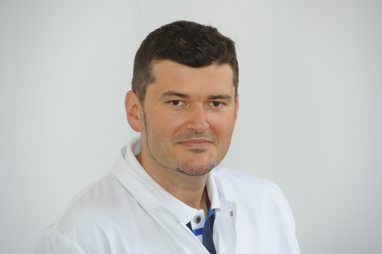 Leitender Oberarzt Doctor-medic. (Univ. Temeschburg) Silviu Opris
